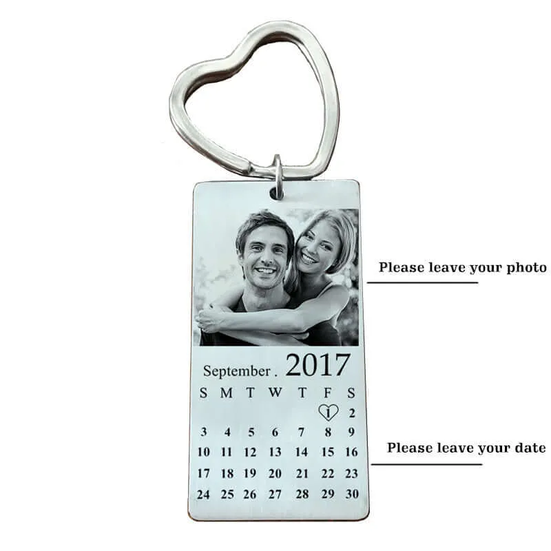 Customized Stainless Steel Photo Calendar Keychain